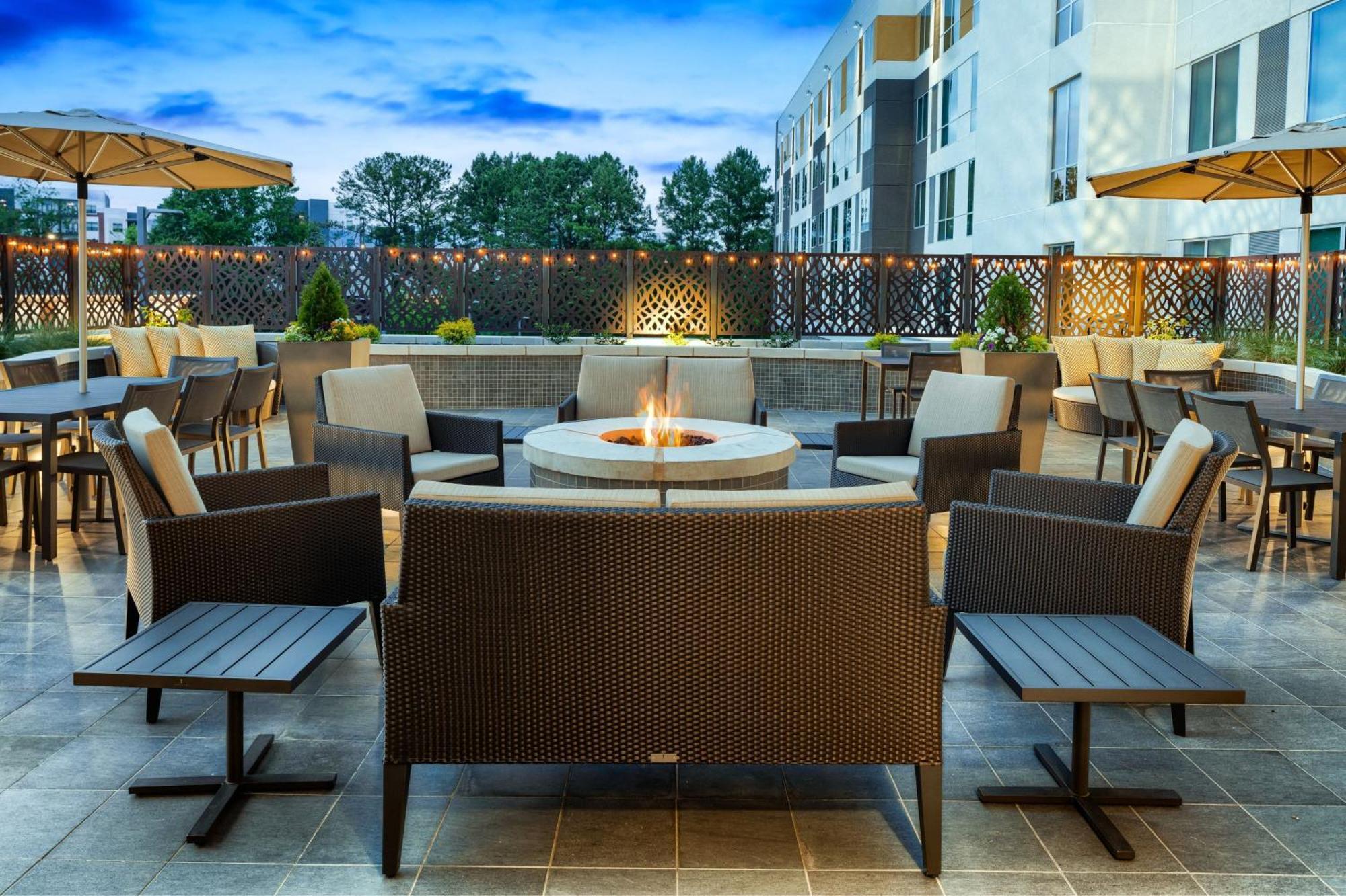 Residence Inn By Marriott Decatur Emory Area Exterior photo